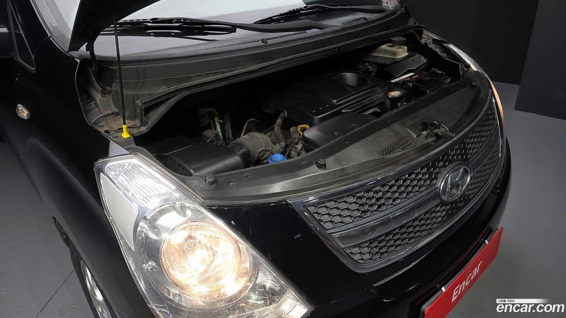 Starex Hyundai 2014.11-INNER-006