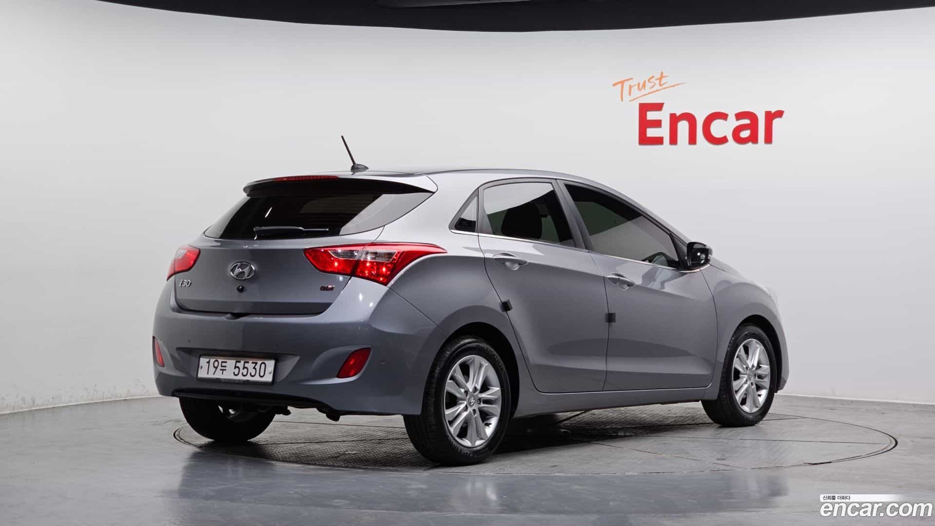 i30 Hyundai 2014.0-OUTER-002