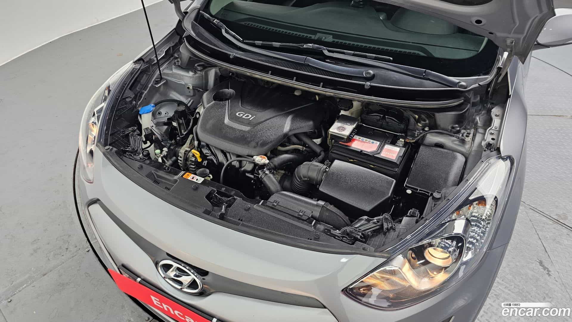 i30 Hyundai 2014.0-OUTER-006