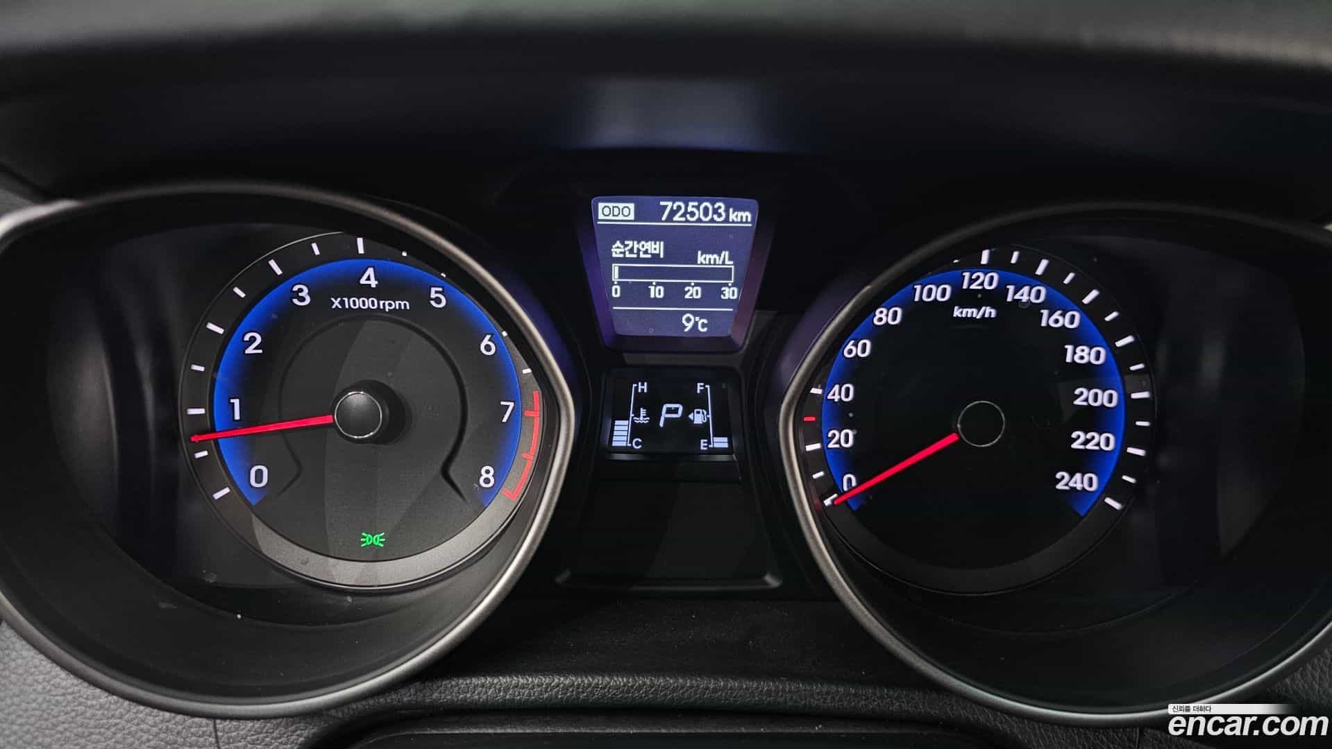 i30 Hyundai 2014.0-INNER-008