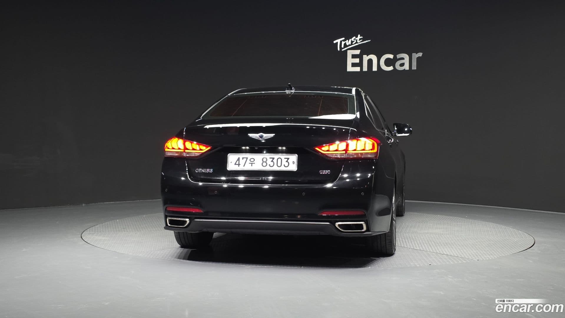 Main__Slider__Photo:Genesis Hyundai 2015.0-3