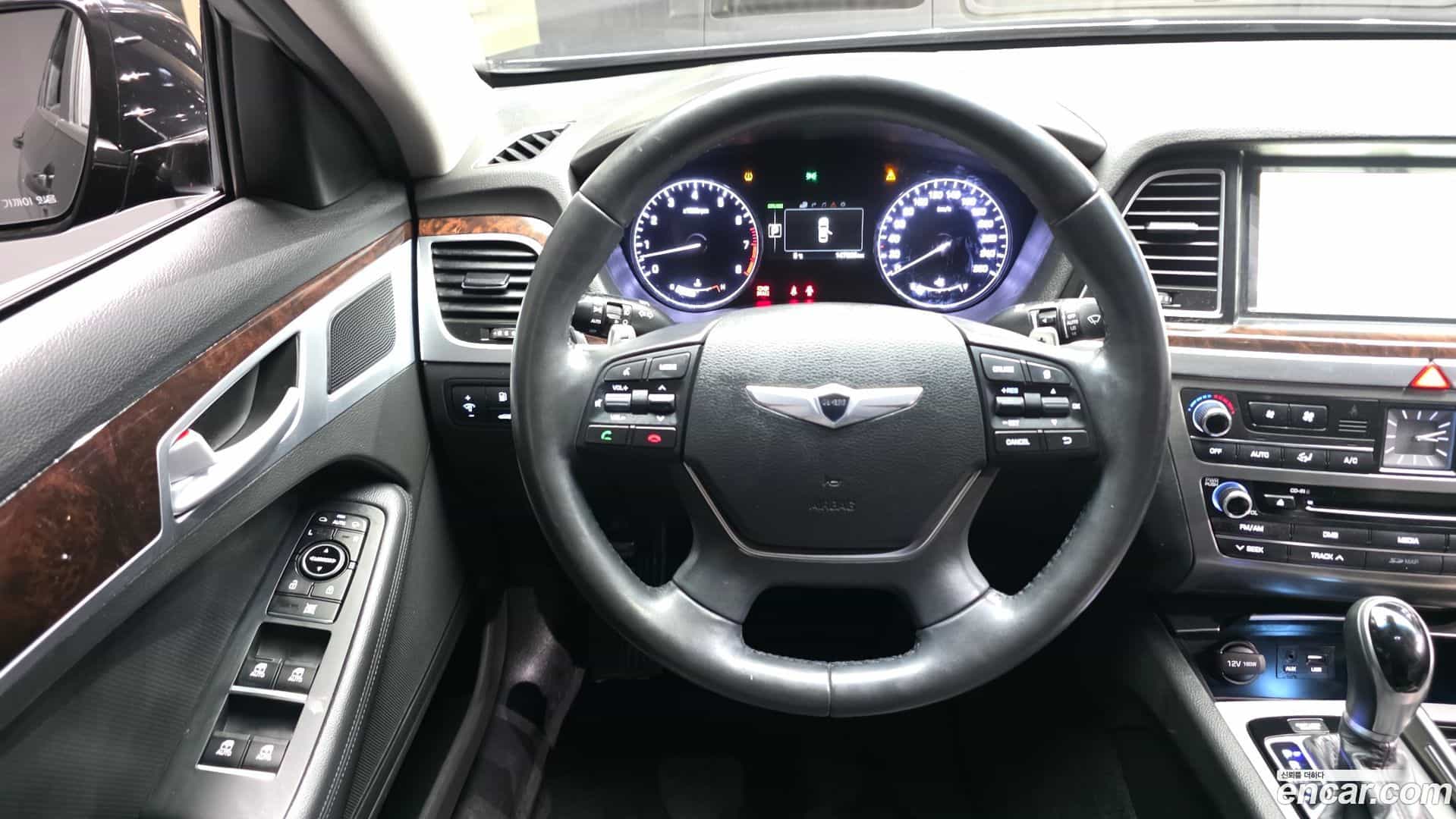 Genesis Hyundai 2015.0-OPTION-017