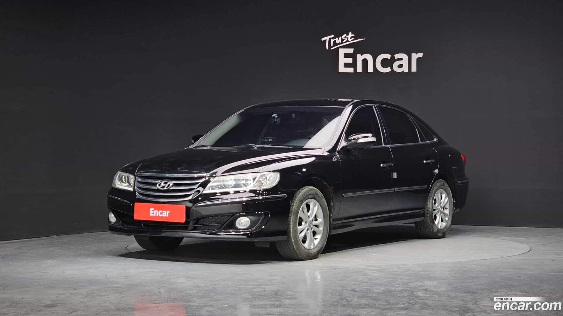 Grandeur Hyundai 2011.2-OUTER-001