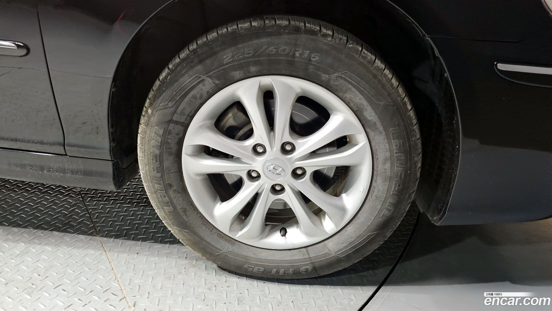 Main__Slider__Photo:Grandeur Hyundai 2011.2-4