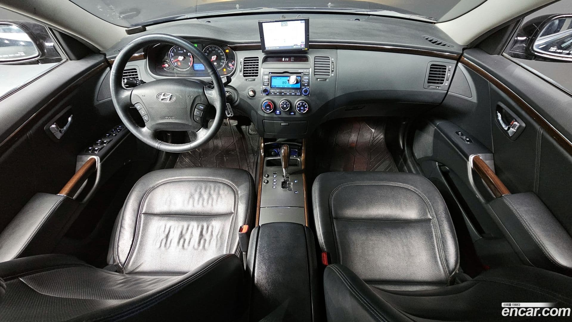 Main__Slider__Photo:Grandeur Hyundai 2011.2-6