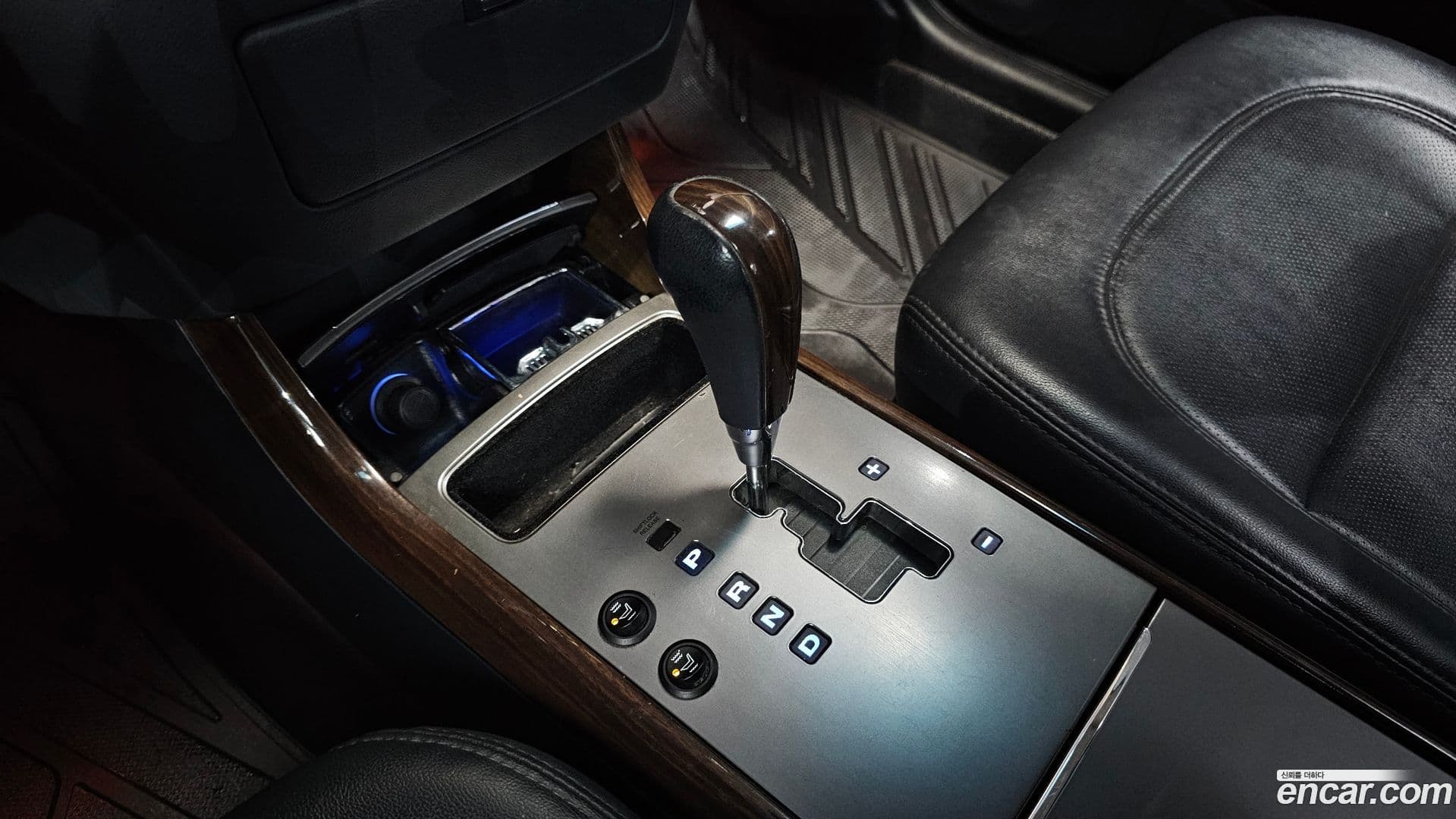 Main__Slider__Photo:Grandeur Hyundai 2011.2-8