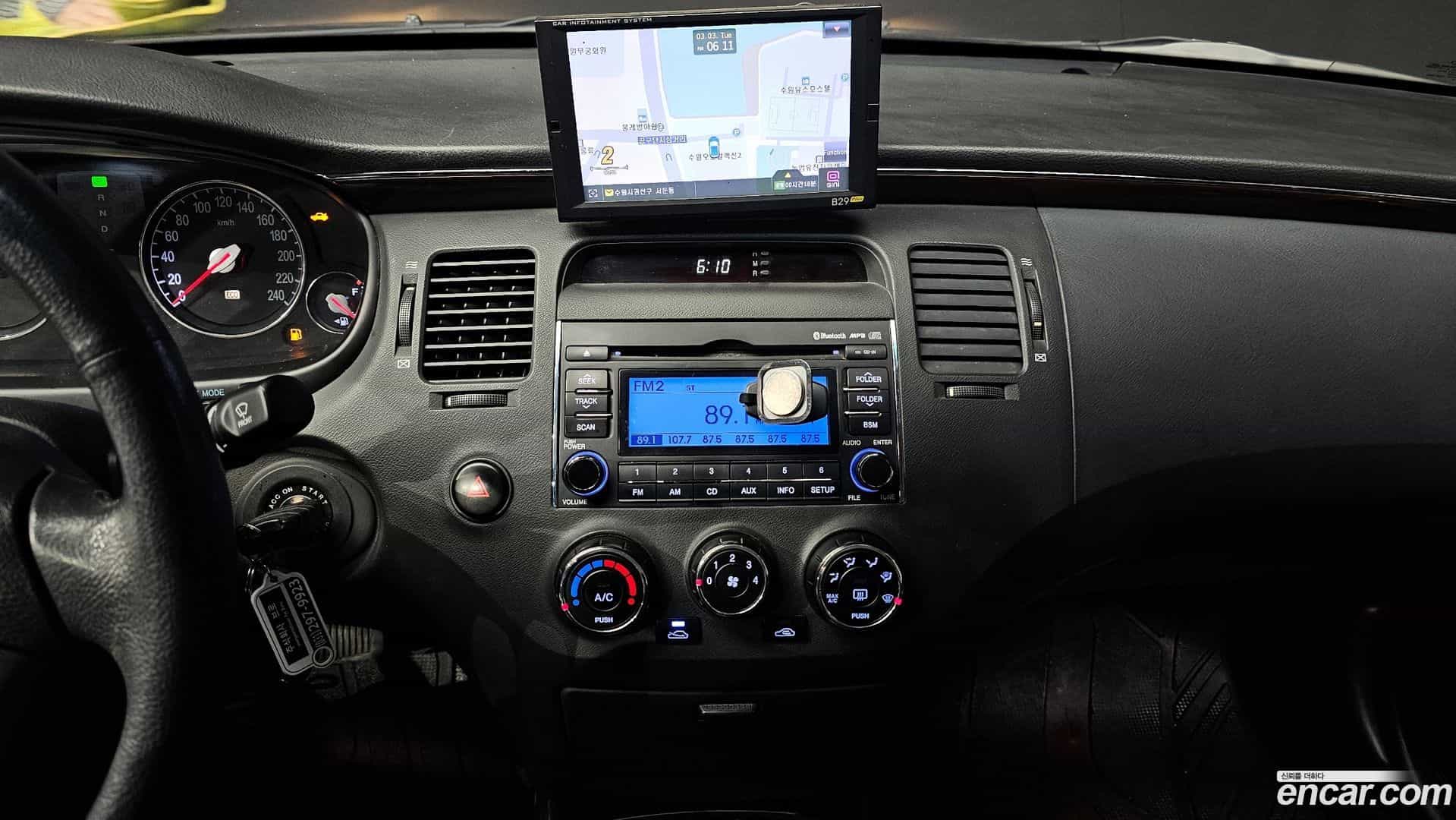 Grandeur Hyundai 2011.2-OPTION-018