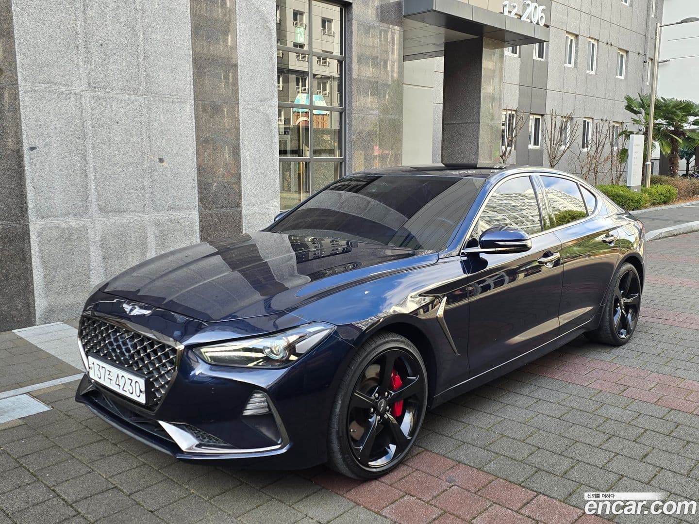 Main__Slider__Photo:G70 Genesis 2019.9-1