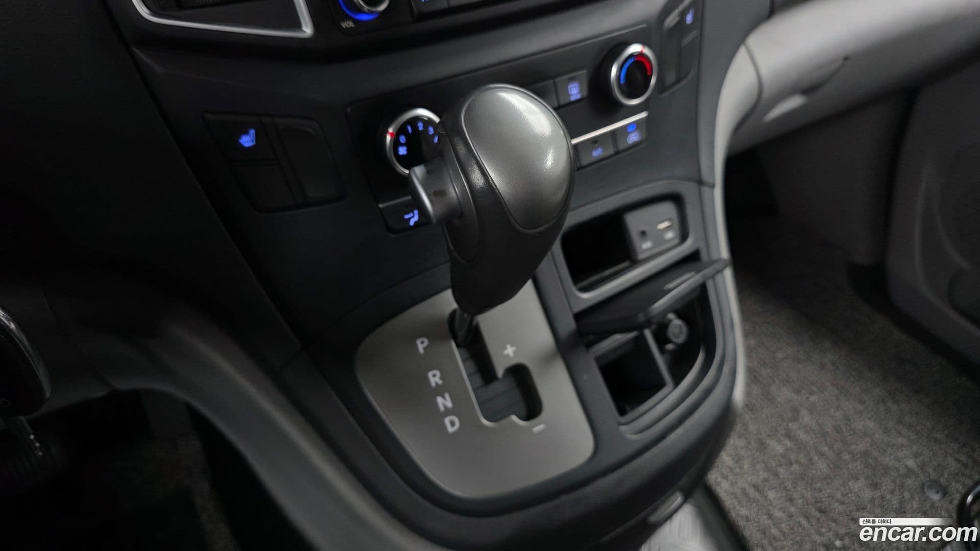 Main__Slider__Photo:Starex Hyundai 2018.5-8