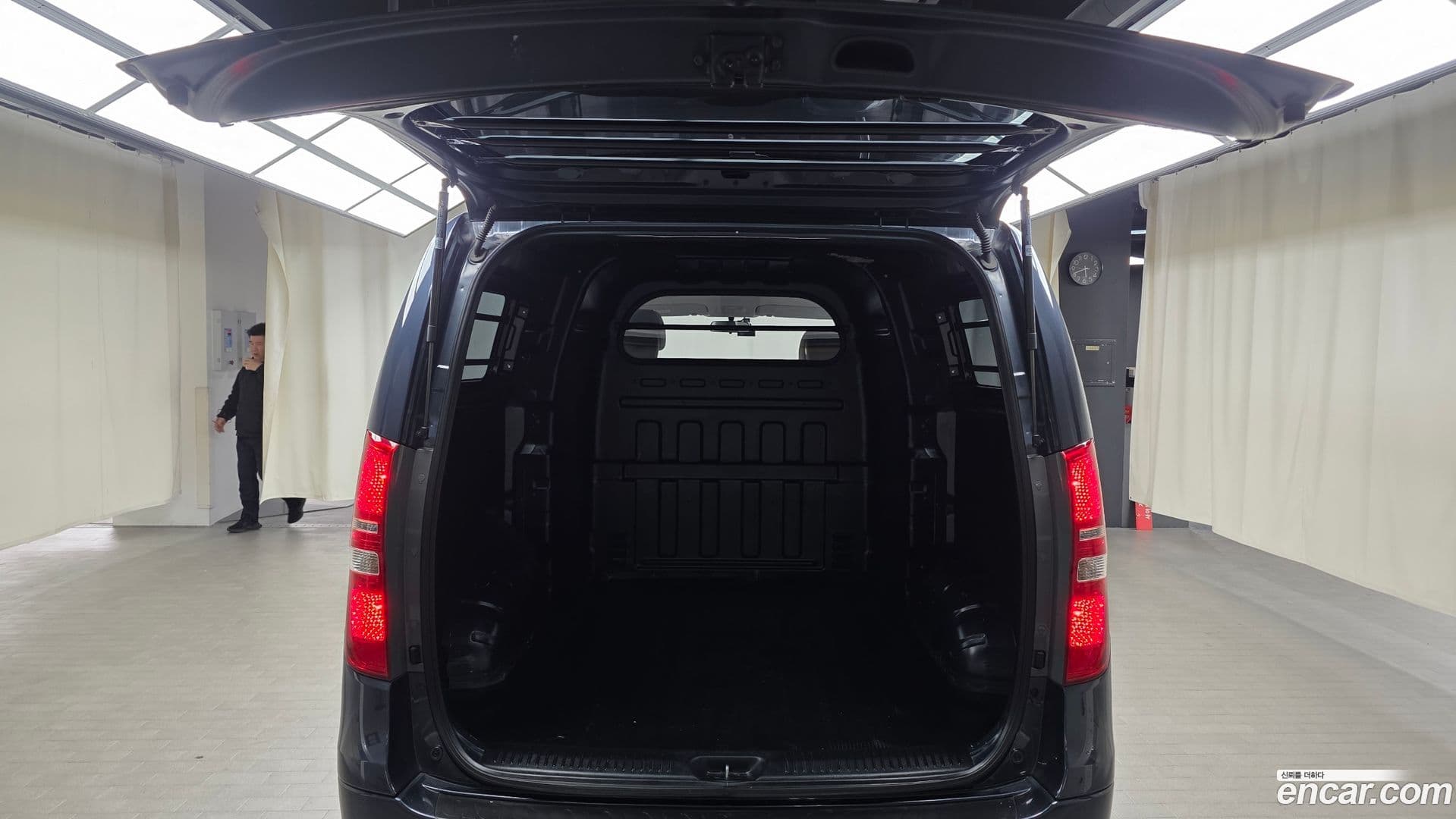 Main__Slider__Photo:Starex Hyundai 2018.5-19