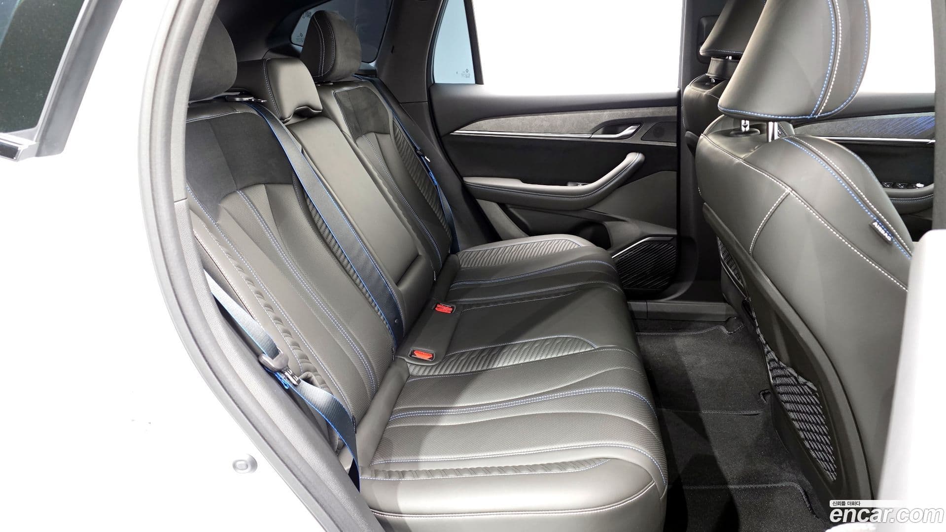 Main__Slider__Photo:Grand Koleos Renault-KoreaSamsung 2025.4-11