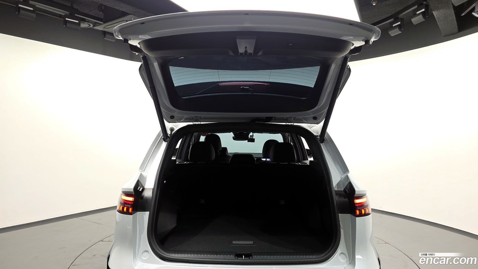 Main__Slider__Photo:Grand Koleos Renault-KoreaSamsung 2025.4-19