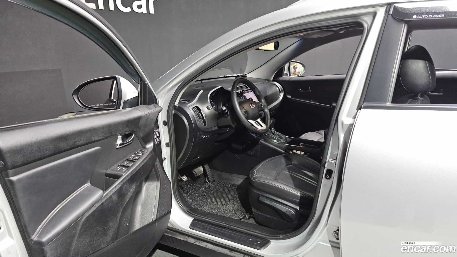 Sportage Kia 2010.6-INNER-010