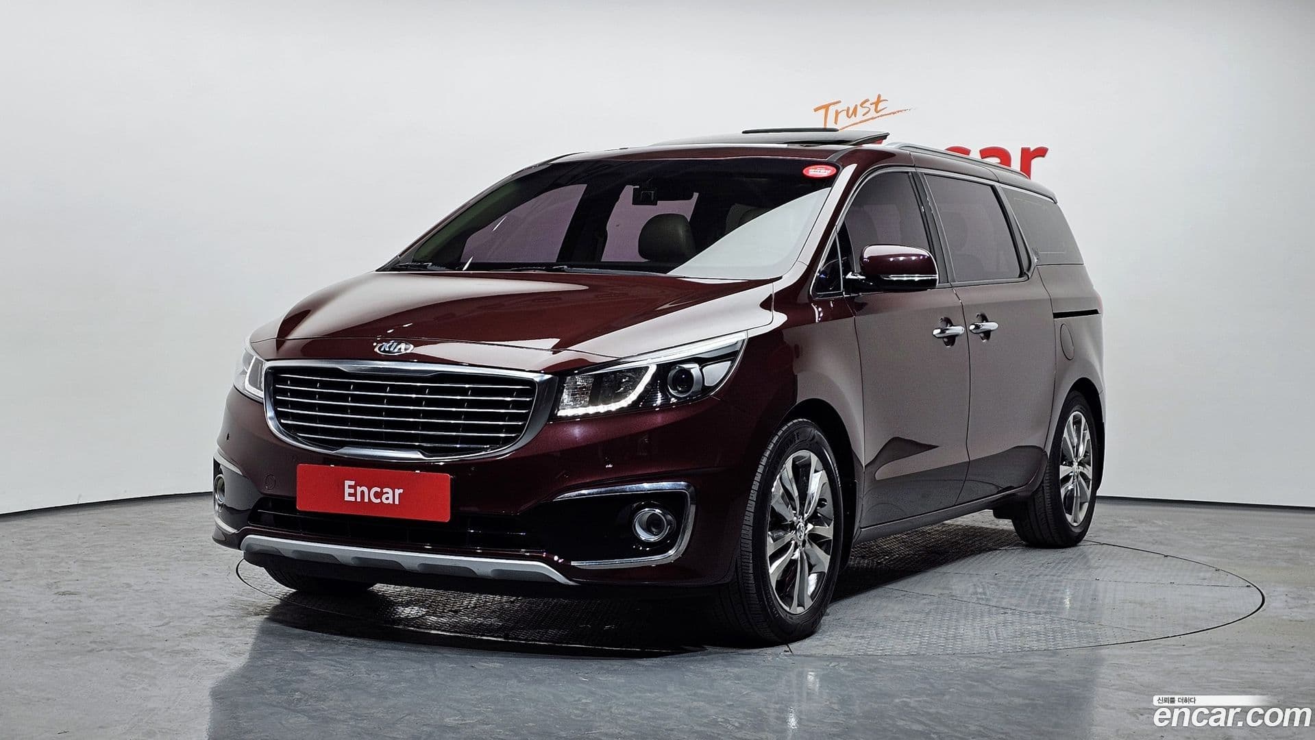 Main__Slider__Photo:Canival Kia 2015.11-0
