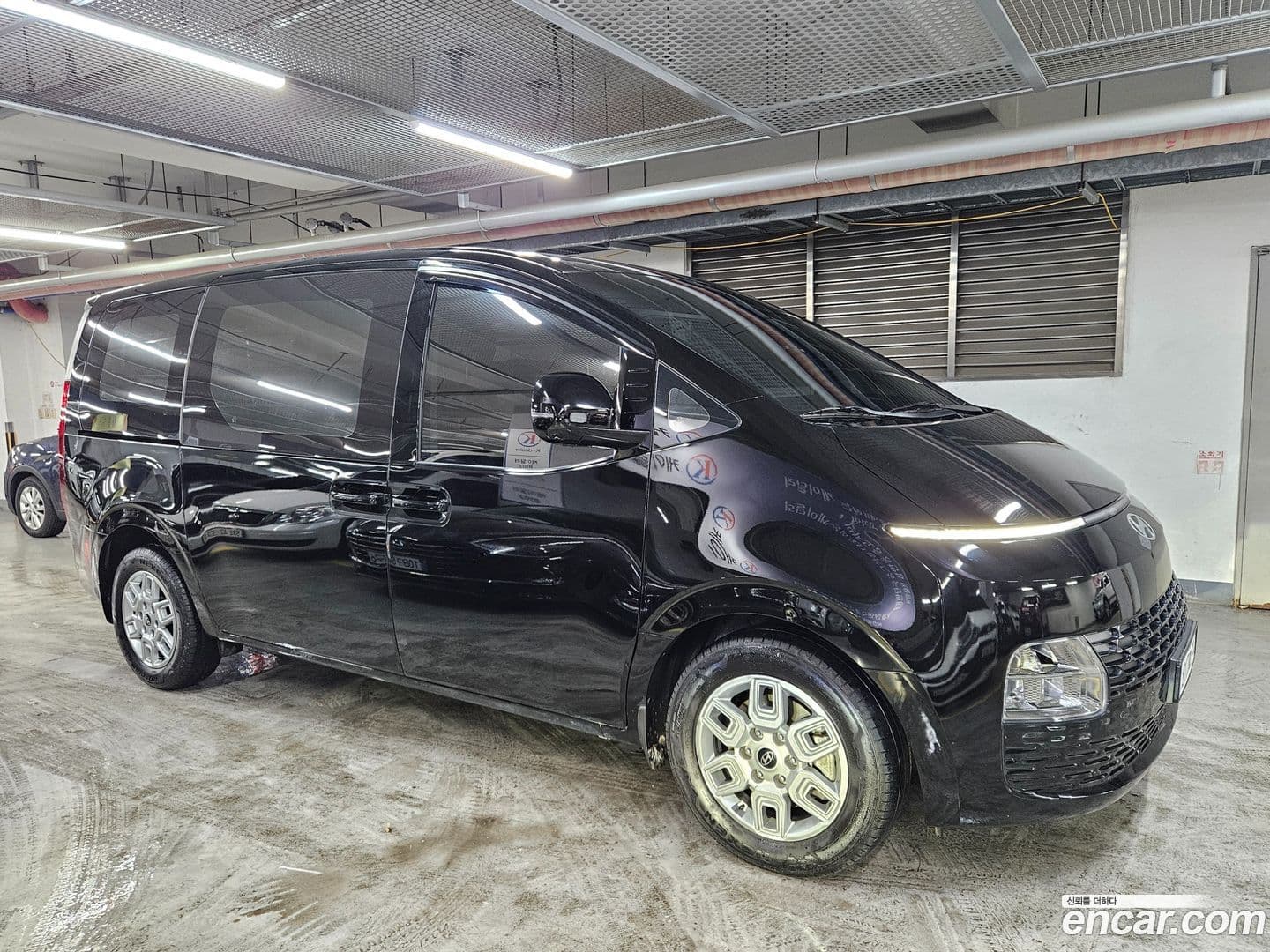 Main__Slider__Photo:Staria Hyundai 2024.6-2