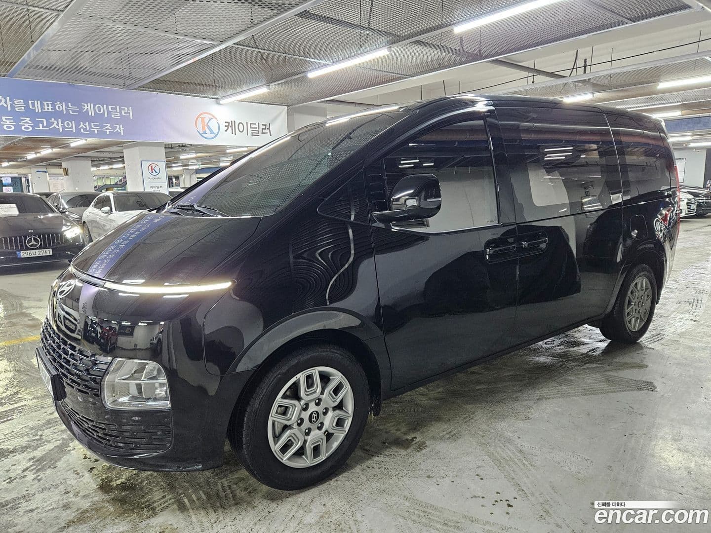 Main__Slider__Photo:Staria Hyundai 2024.6-3