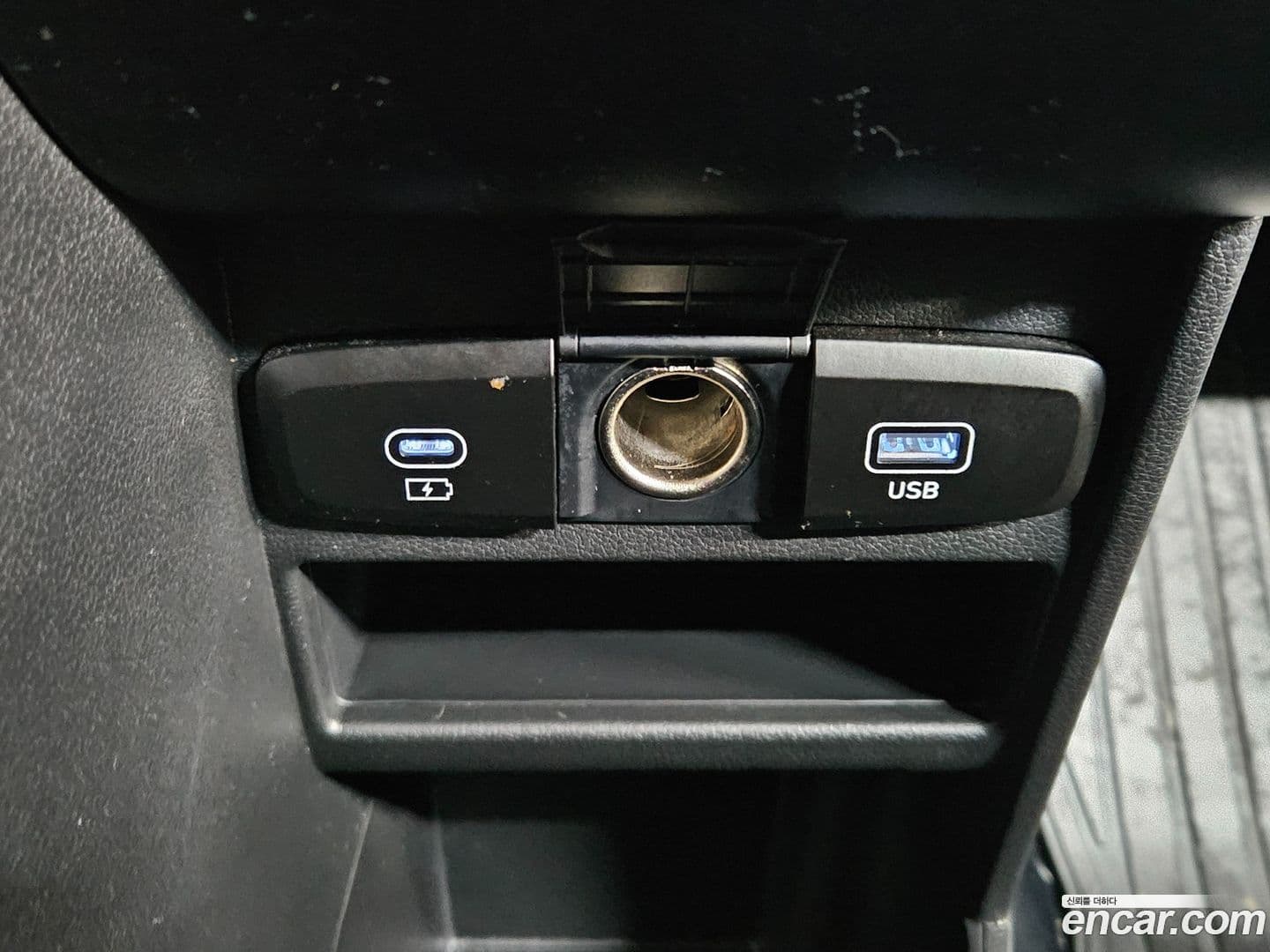 Main__Slider__Photo:Staria Hyundai 2024.6-15