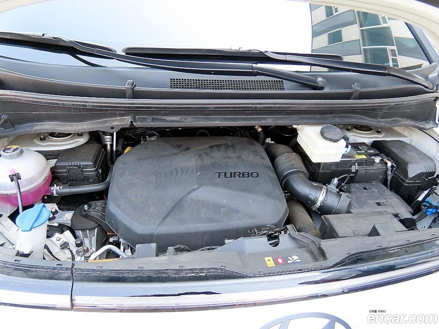 Main__Slider__Photo:Staria Hyundai 2025.2-18