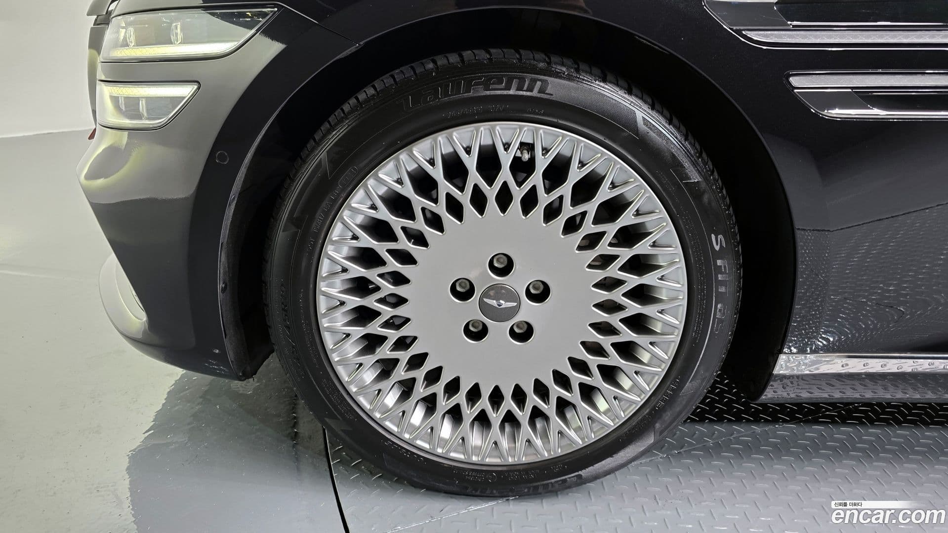 Main__Slider__Photo:G80 Genesis 2022.1-4