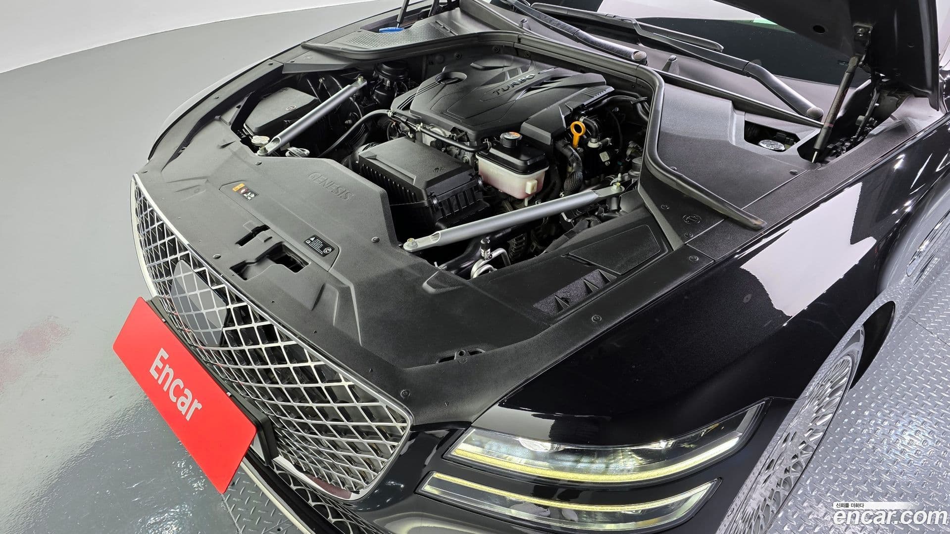 Main__Slider__Photo:G80 Genesis 2022.1-5