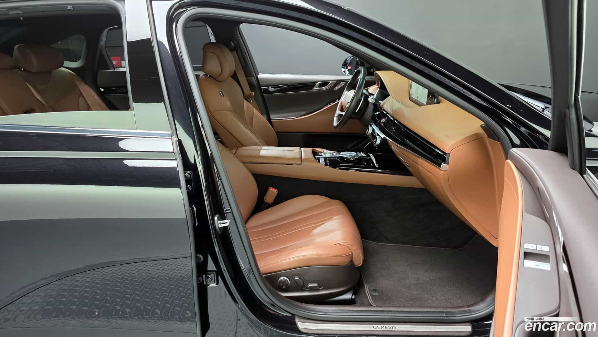 G80 Genesis 2022.1-INNER-010