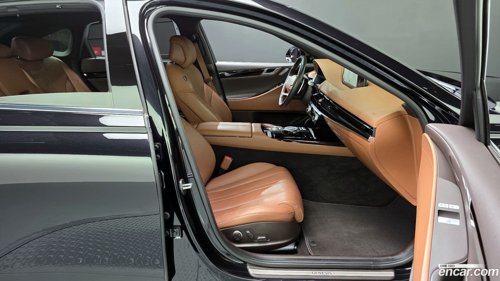 Main__Slider__Photo:G80 Genesis 2022.1-9