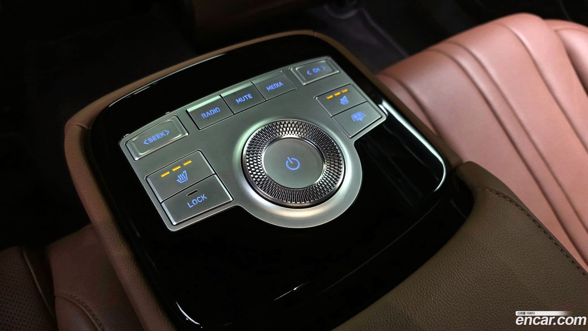 Main__Slider__Photo:G80 Genesis 2022.1-17