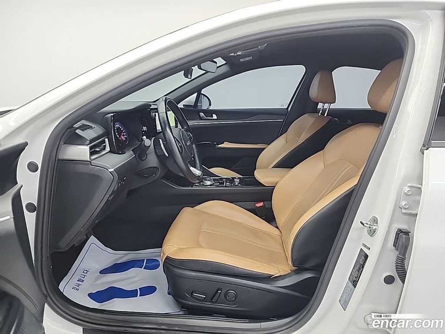 Main__Slider__Photo:K5 Kia 2022.8-10