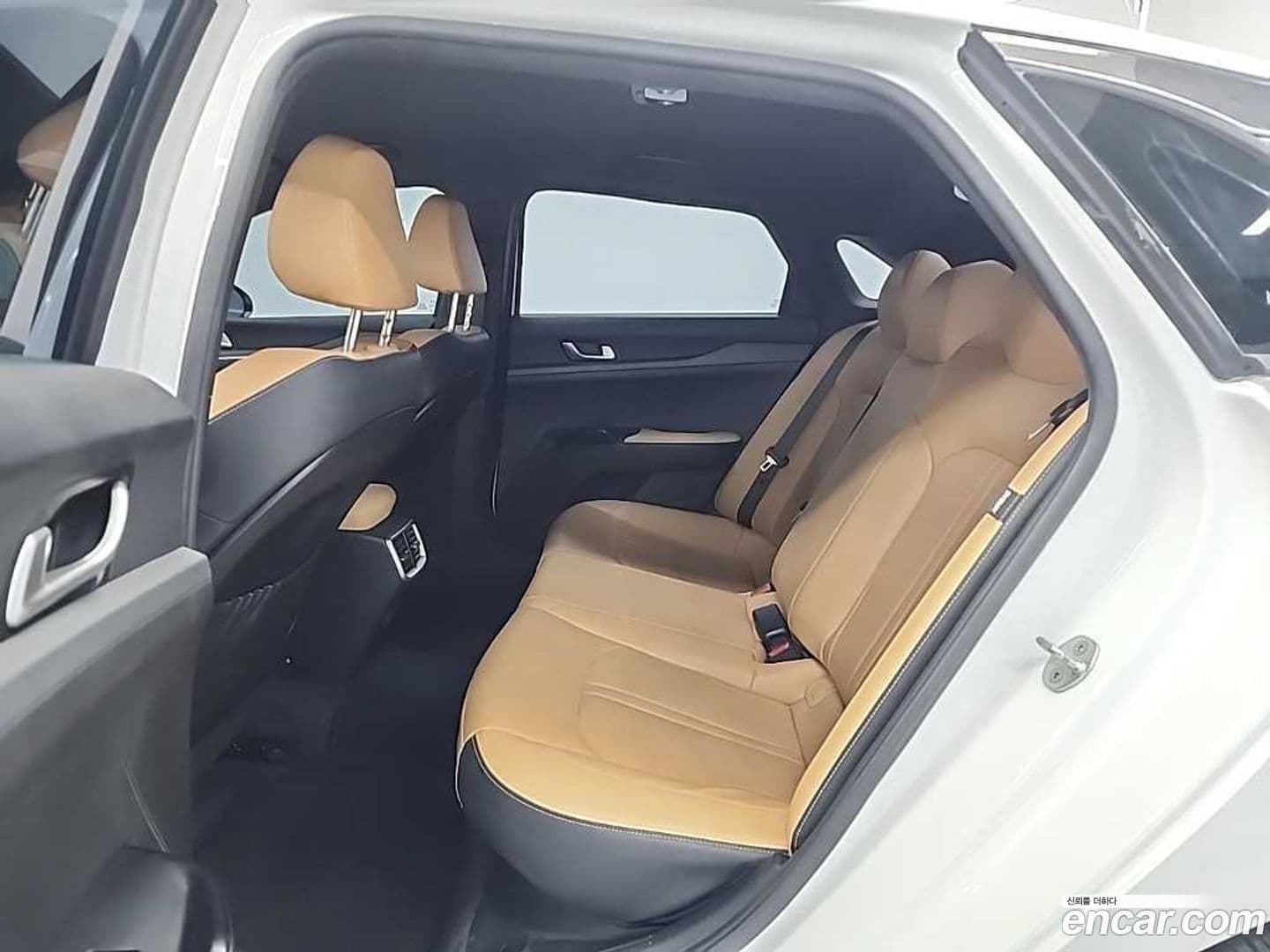 Main__Slider__Photo:K5 Kia 2022.8-11