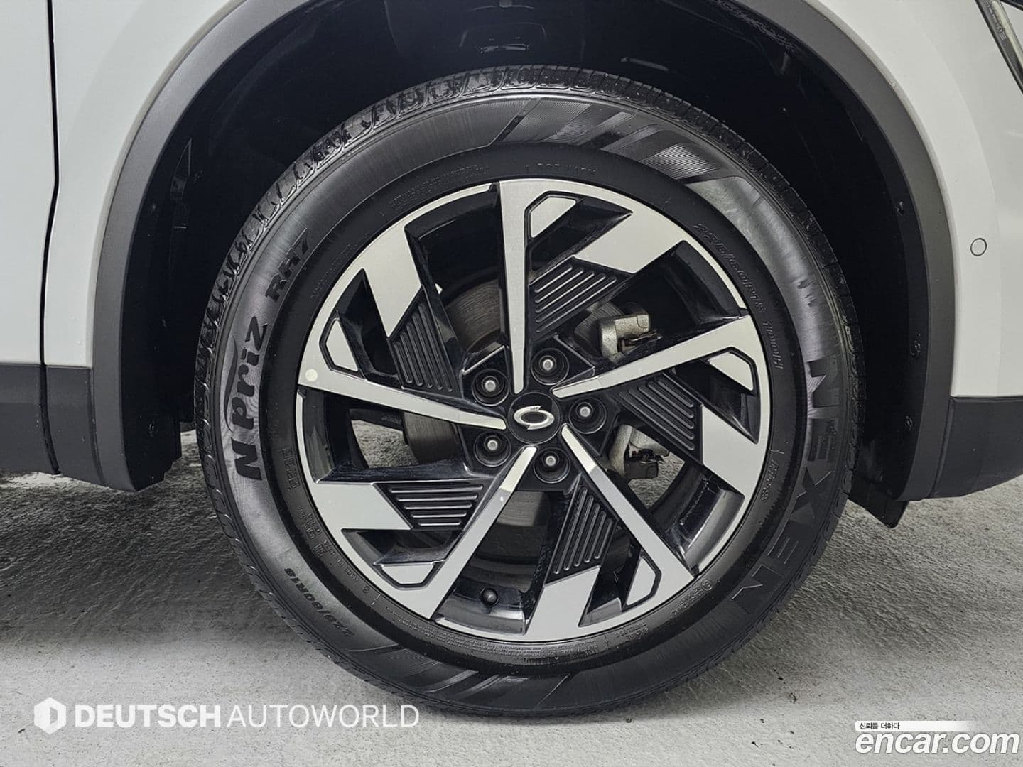 Main__Slider__Photo:QM6 Renault-KoreaSamsung 2023.6-4