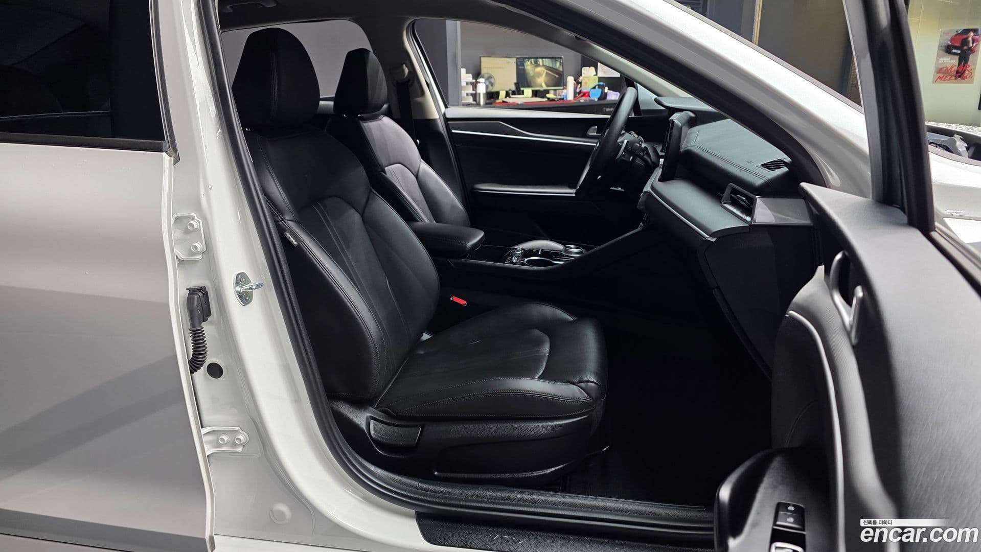 Main__Slider__Photo:K5 Kia 2020.3-10