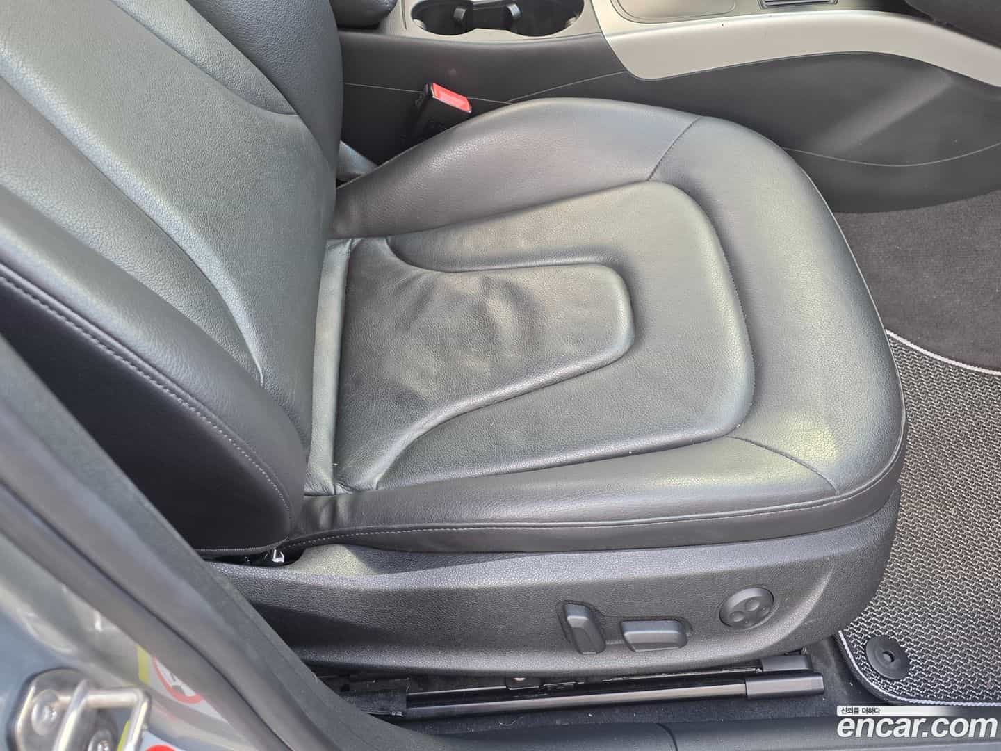 A4 Audi 2010.3-OPTION-015