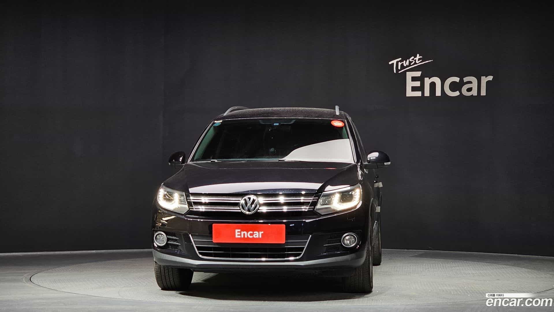 Tiguan Volkswagen 2015.2-OUTER-003