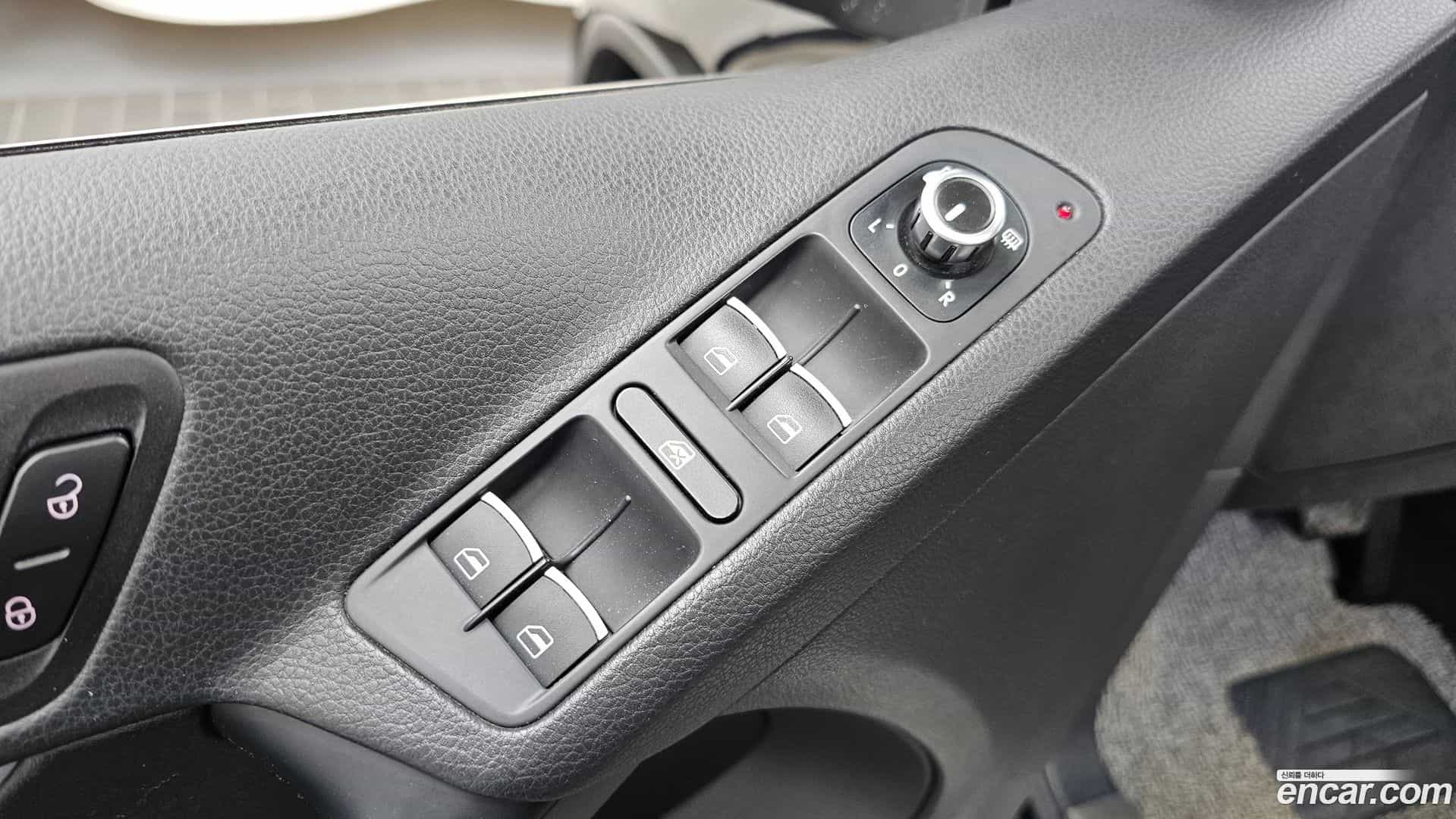 Tiguan Volkswagen 2015.2-OPTION-023