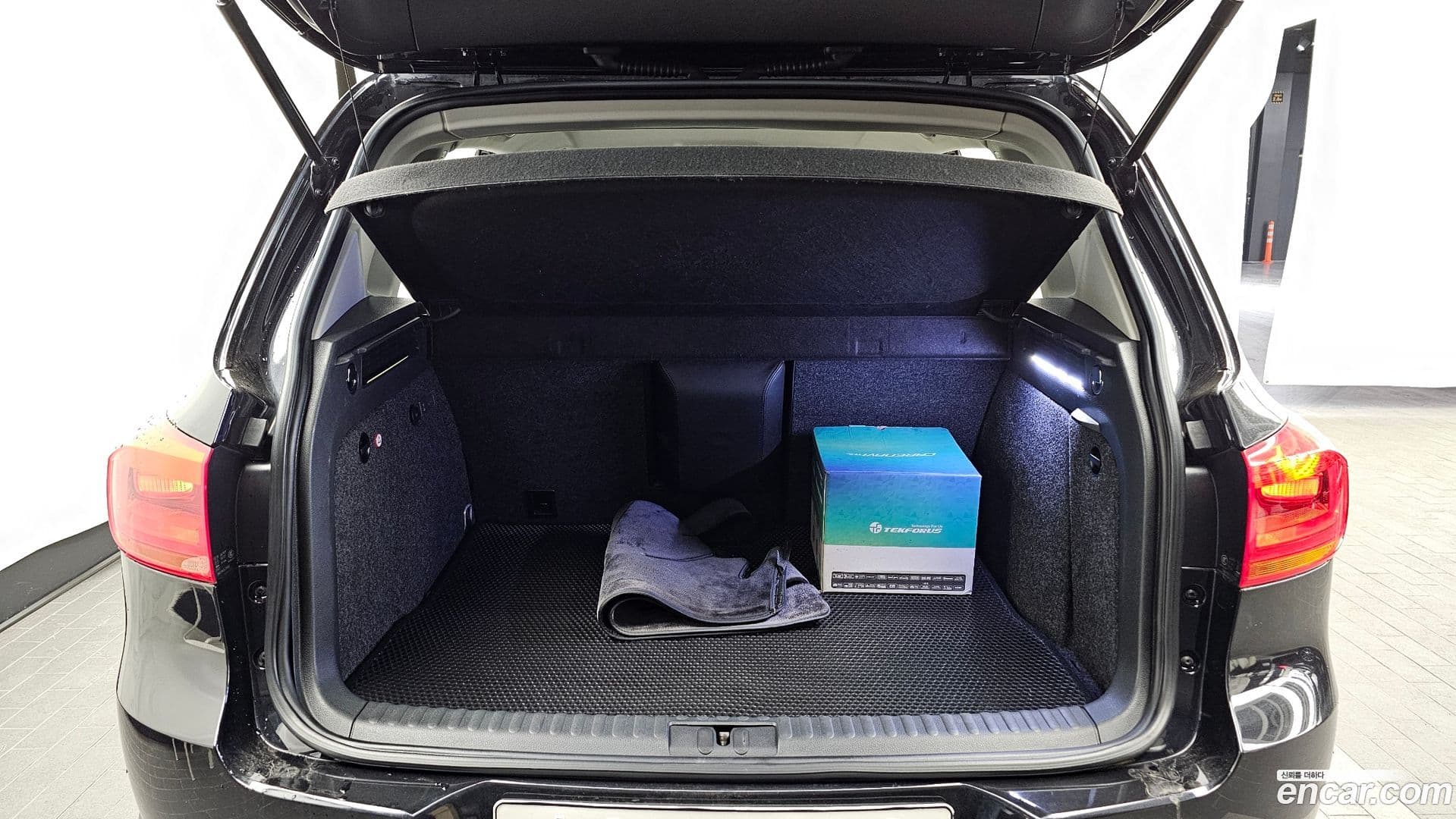 Main__Slider__Photo:Tiguan Volkswagen 2015.2-19