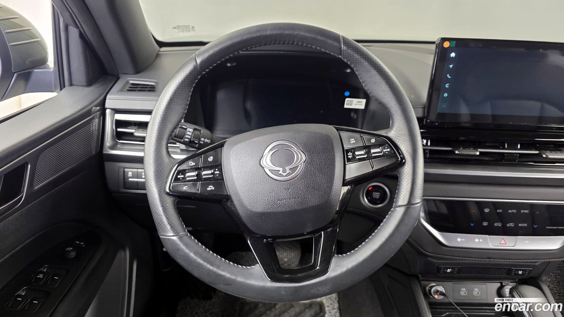 Main__Slider__Photo:Rexton KG_Mobility_Ssangyong 2023.10-12