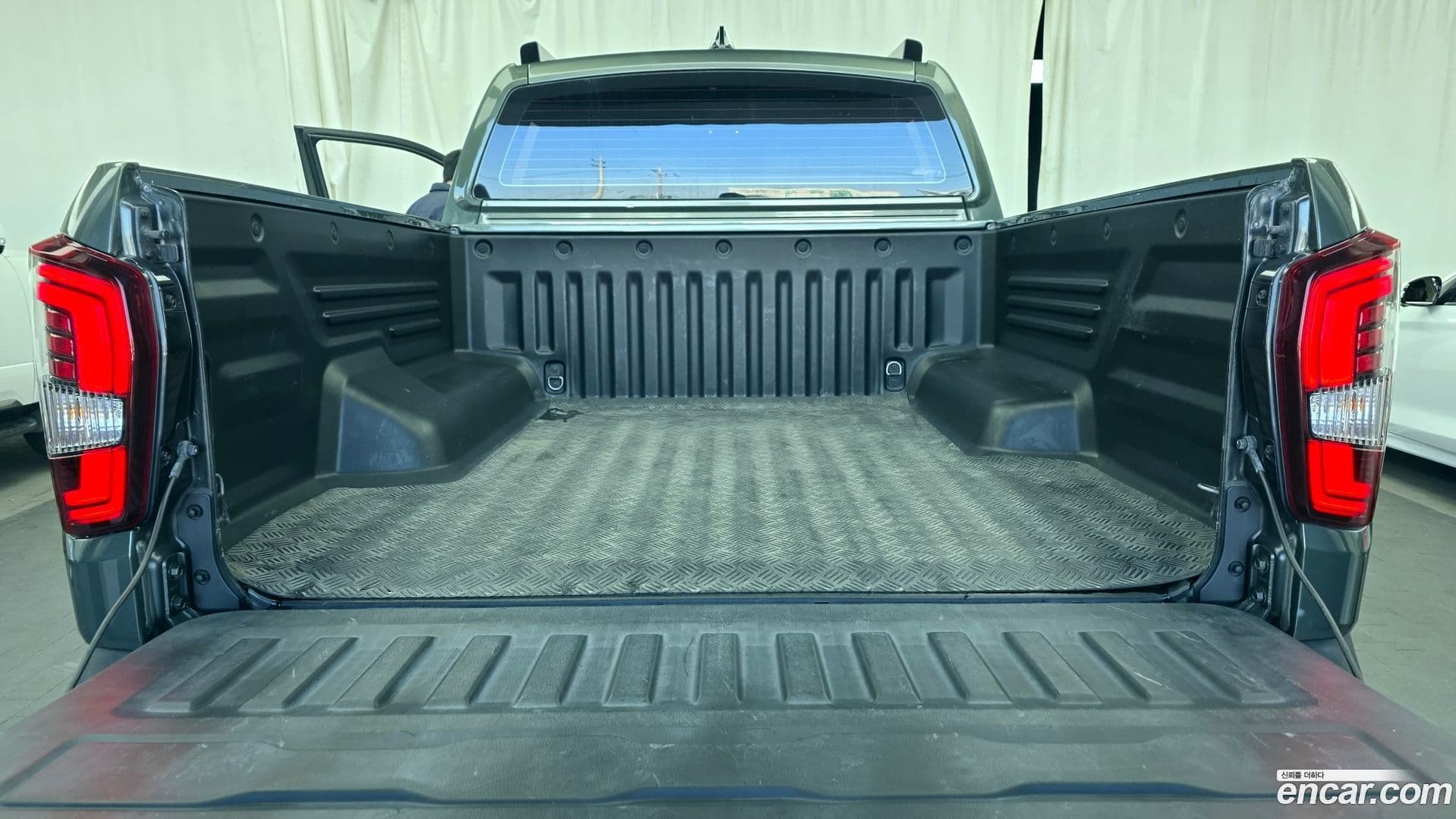 Main__Slider__Photo:Rexton KG_Mobility_Ssangyong 2023.10-19