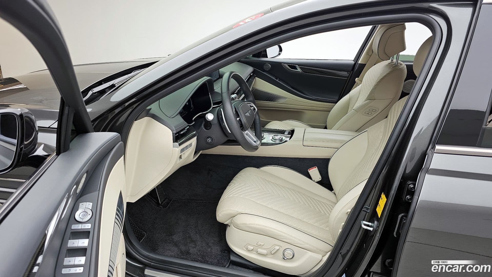 Main__Slider__Photo:G80 Genesis 2023.11-9