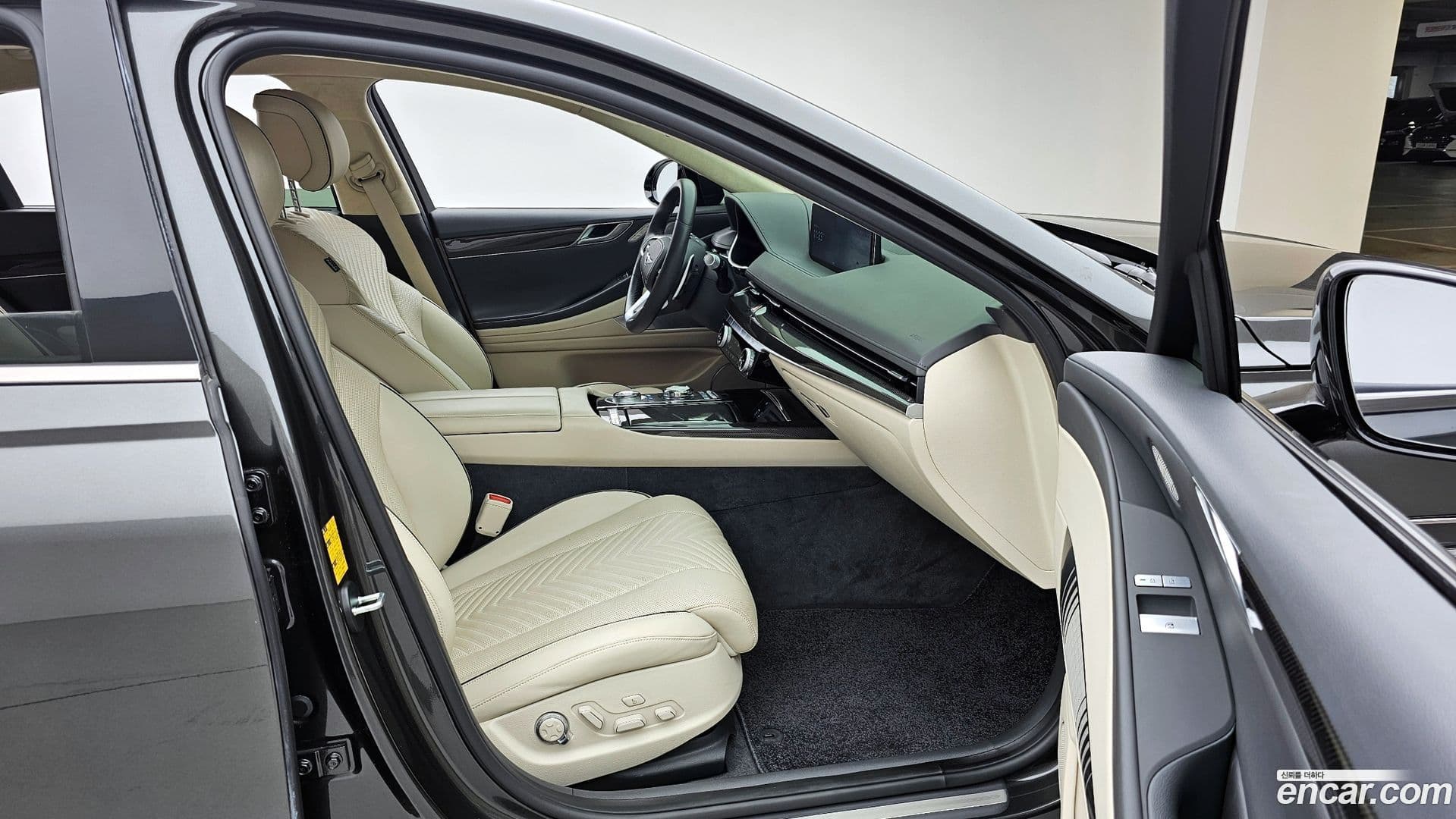 Main__Slider__Photo:G80 Genesis 2023.11-10