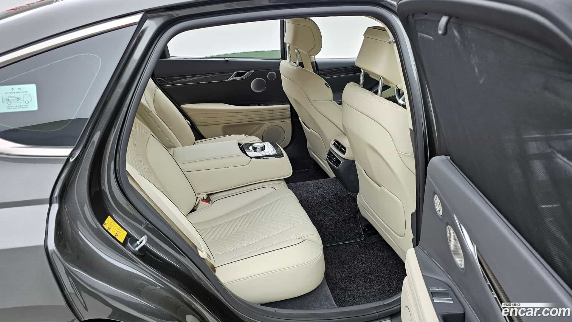 G80 Genesis 2023.11-OPTION-016