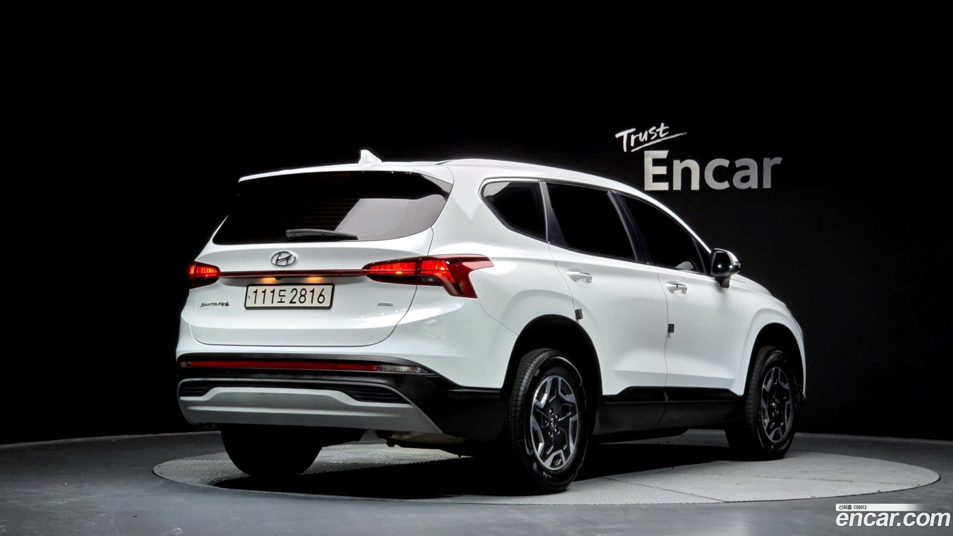 Main__Slider__Photo:Santafe Hyundai 2021.7-1