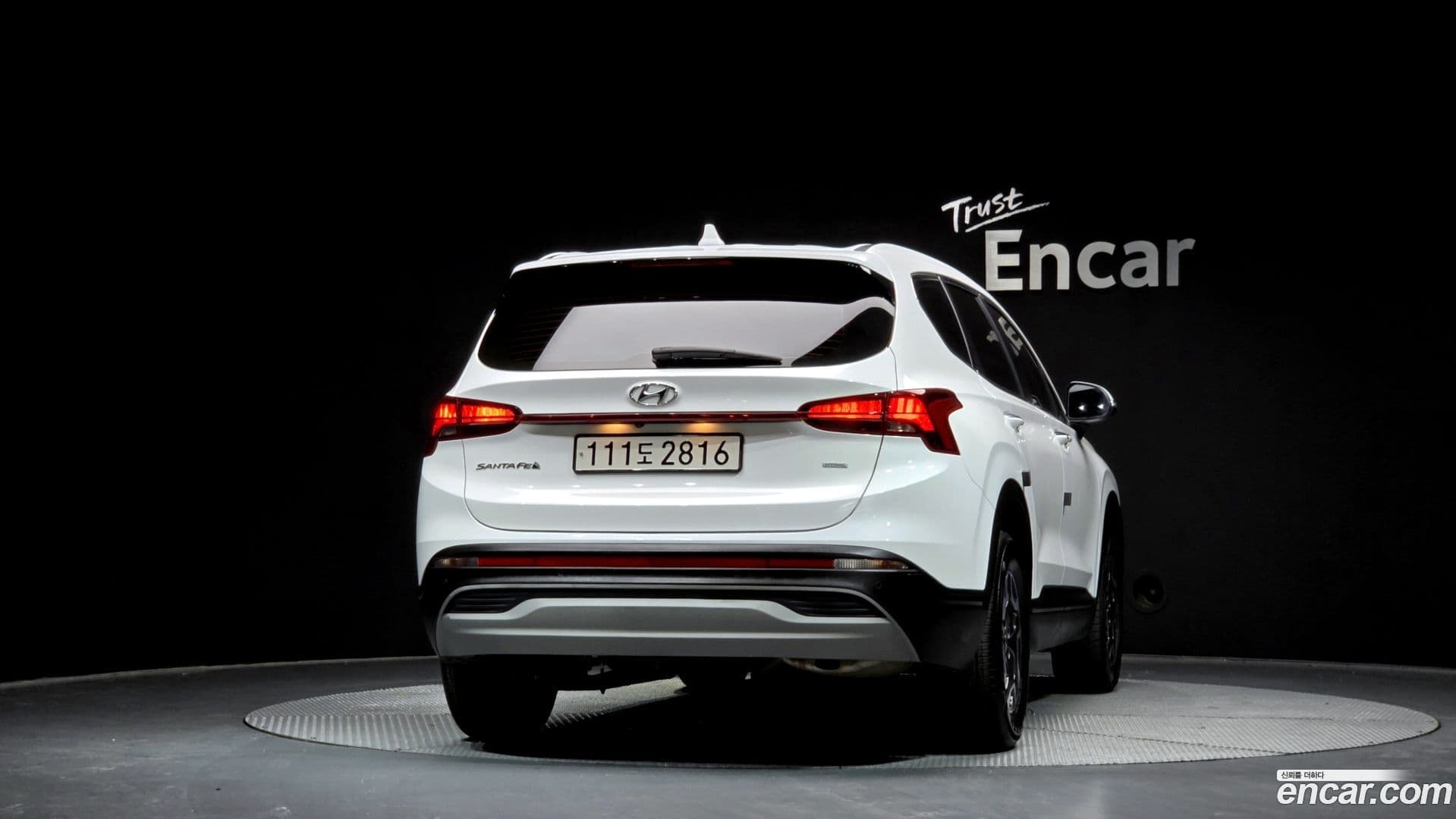 Main__Slider__Photo:Santafe Hyundai 2021.7-3