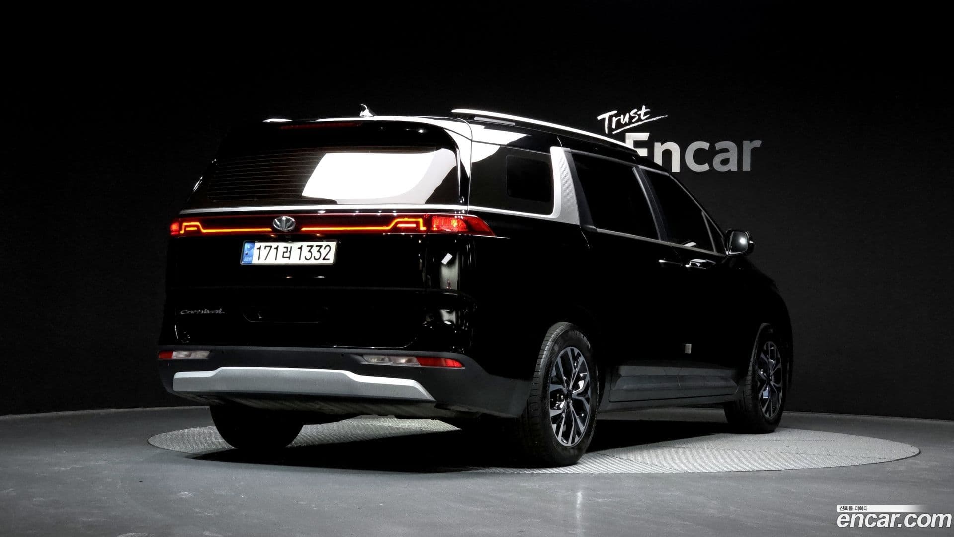 Main__Slider__Photo:Canival Kia 2020.10-1