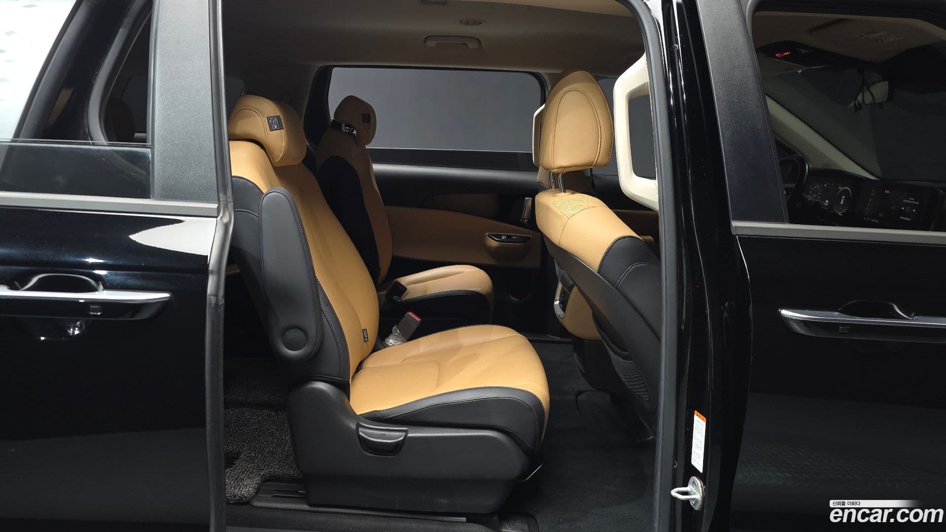 Main__Slider__Photo:Canival Kia 2020.10-11