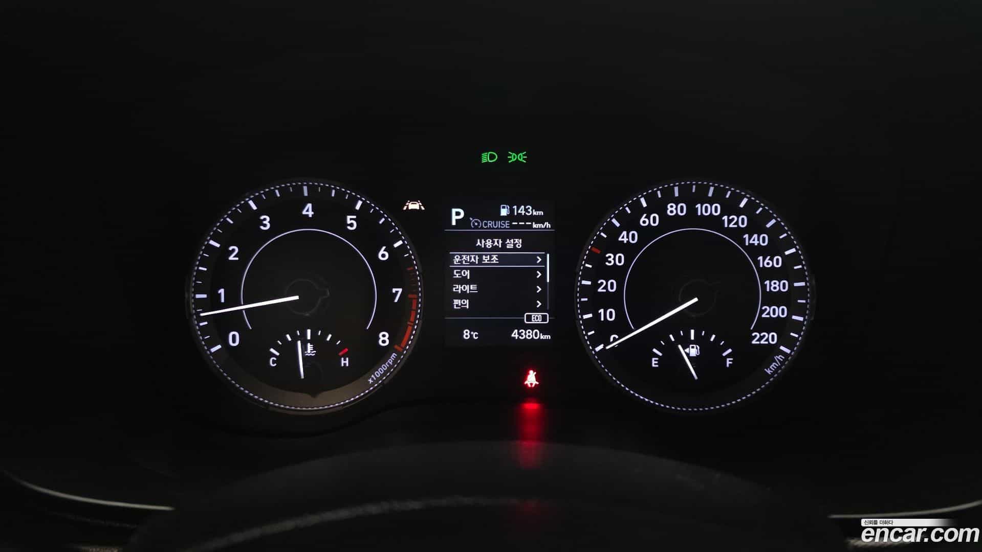 Venue Hyundai 2020.11-INNER-008