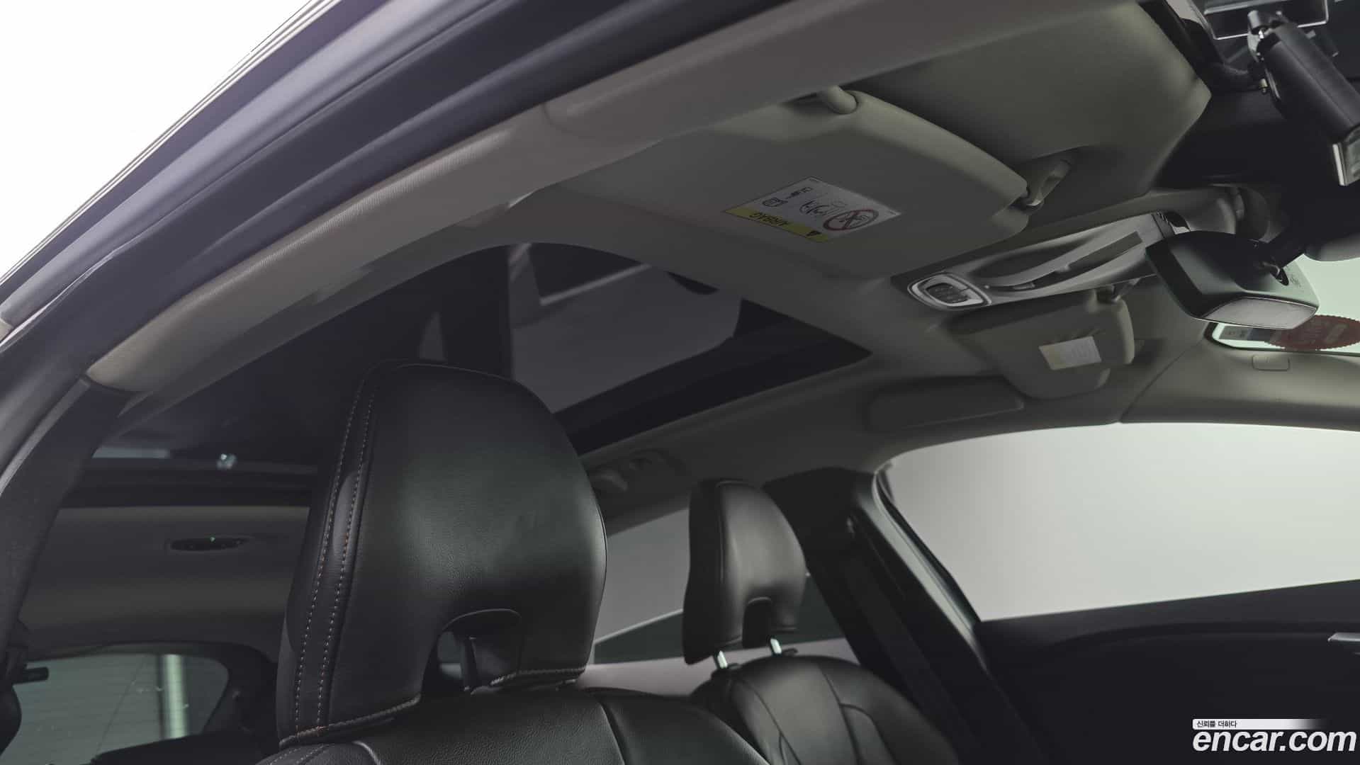 V40 Volvo 2018.6-OPTION-022