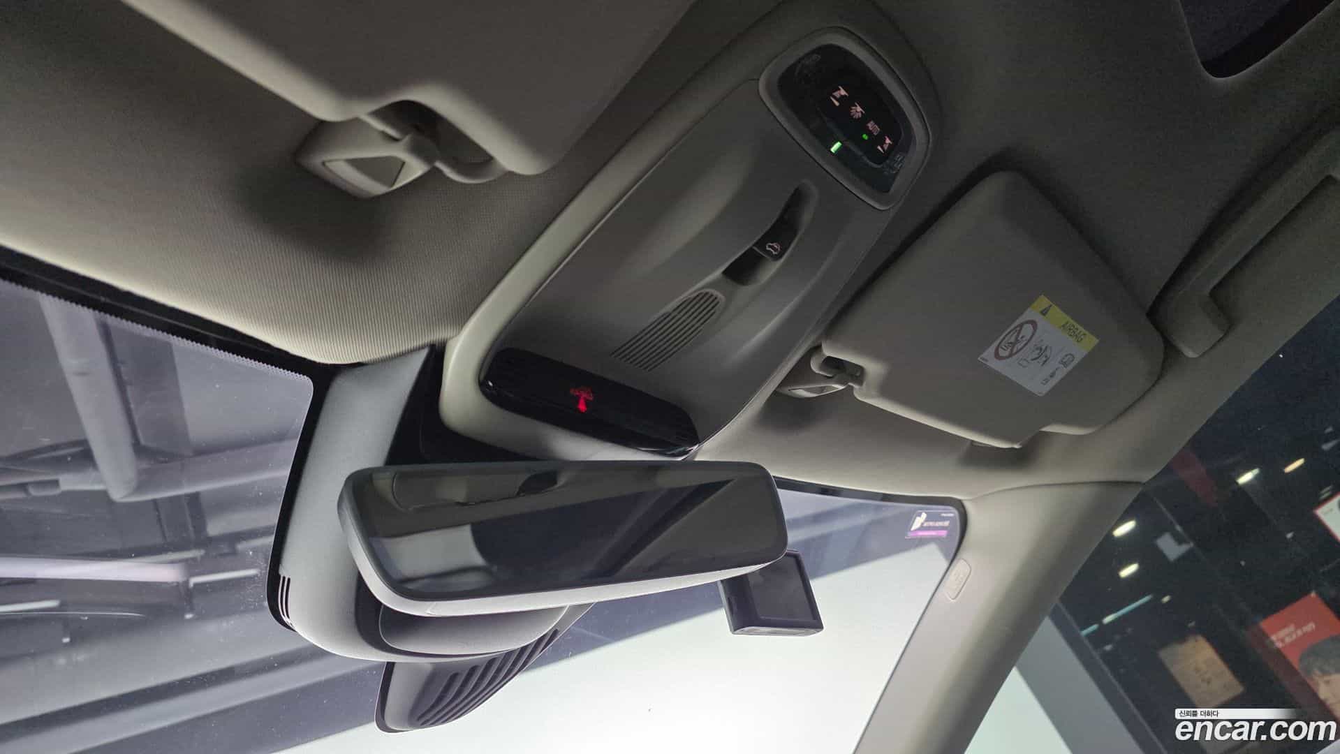 V40 Volvo 2018.6-OPTION-023