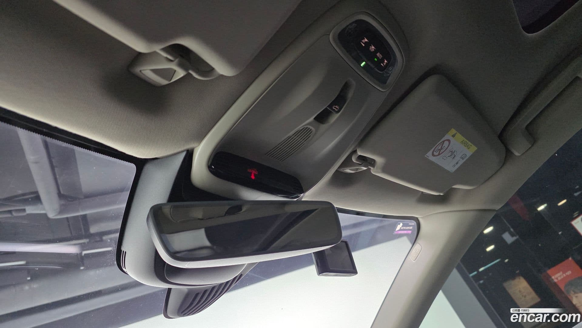 Main__Slider__Photo:V40 Volvo 2018.6-18