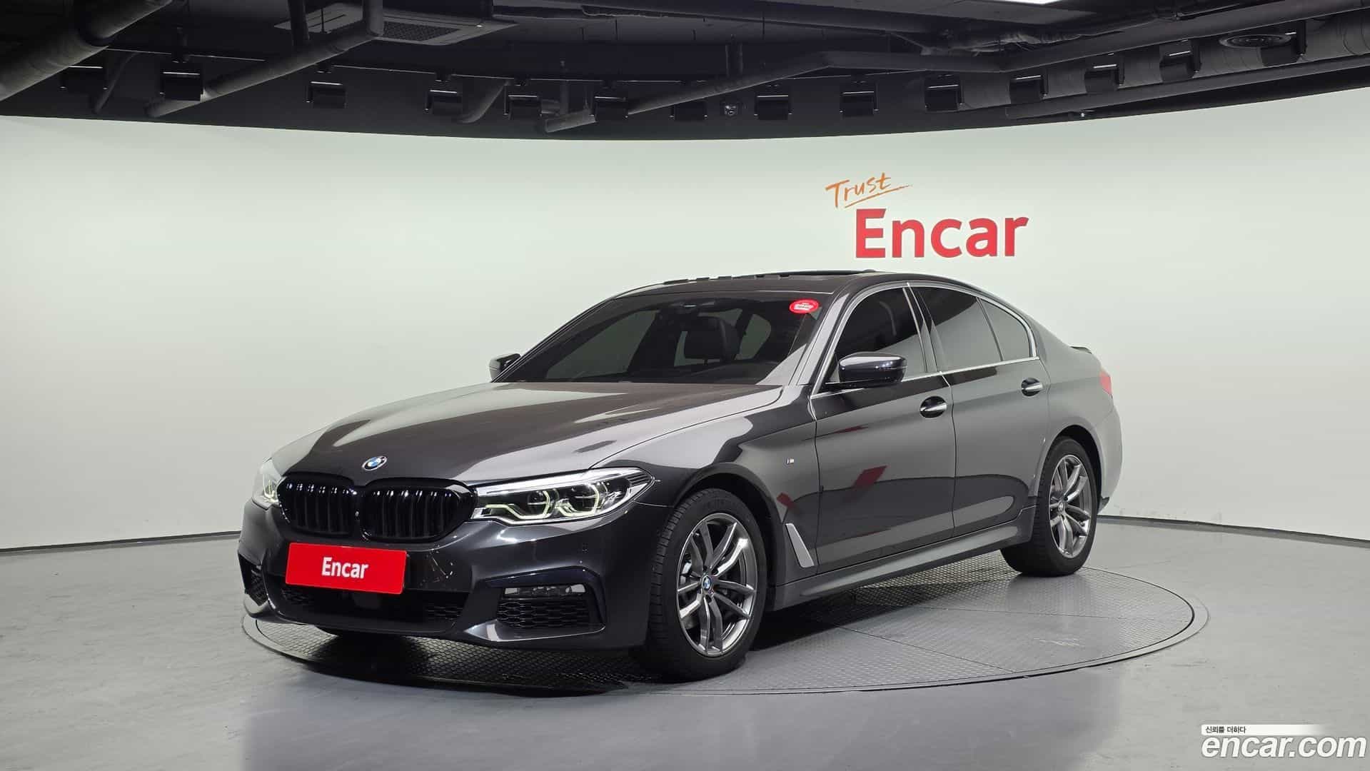 5-Series BMW 2018.5-OUTER-001