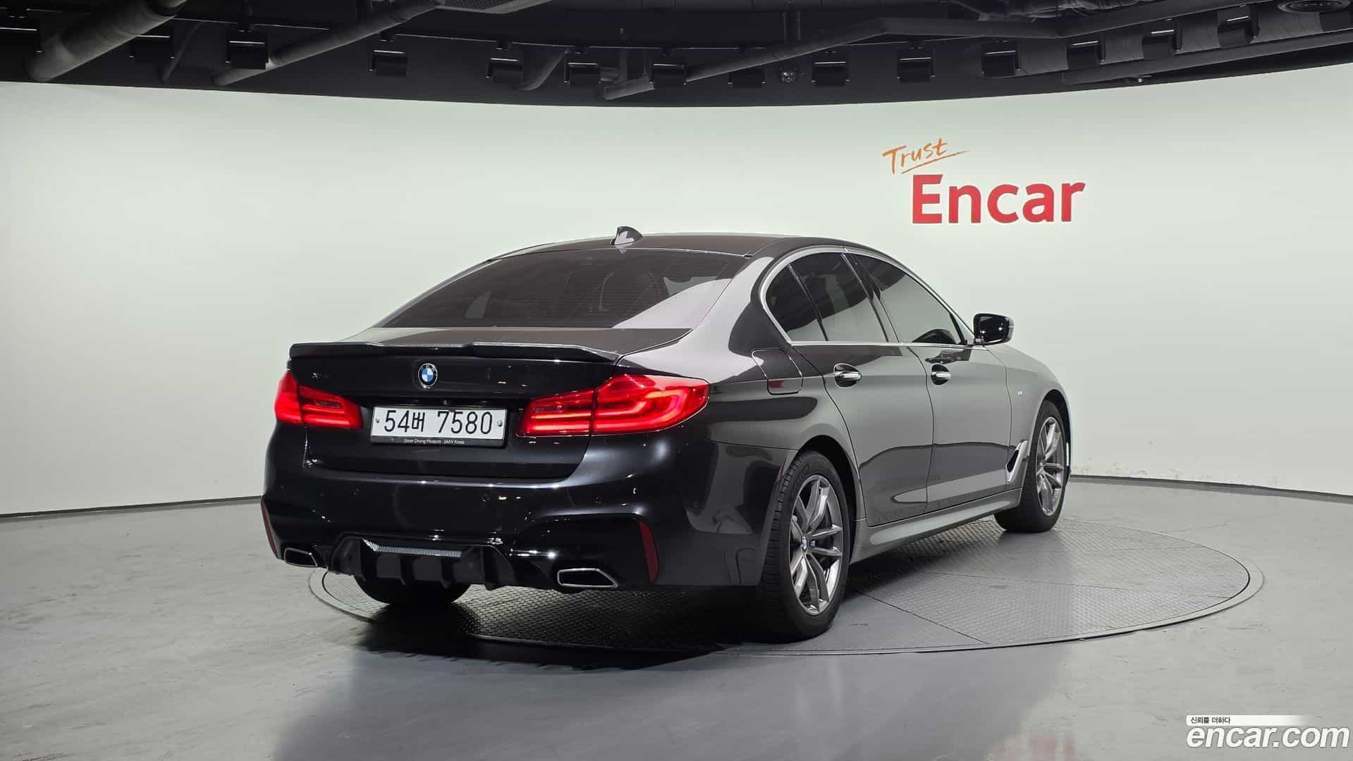 5-Series BMW 2018.5-OUTER-002